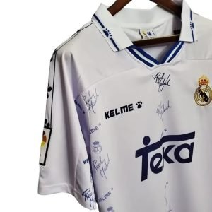 Maillot Rétro Real Madrid Domicile 1994/1995 – Image 3