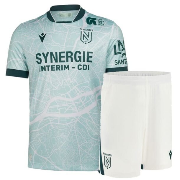 Maillot-officiel-FC-Nantes-Exterieur-Enfant-2025-2026-1.jpg