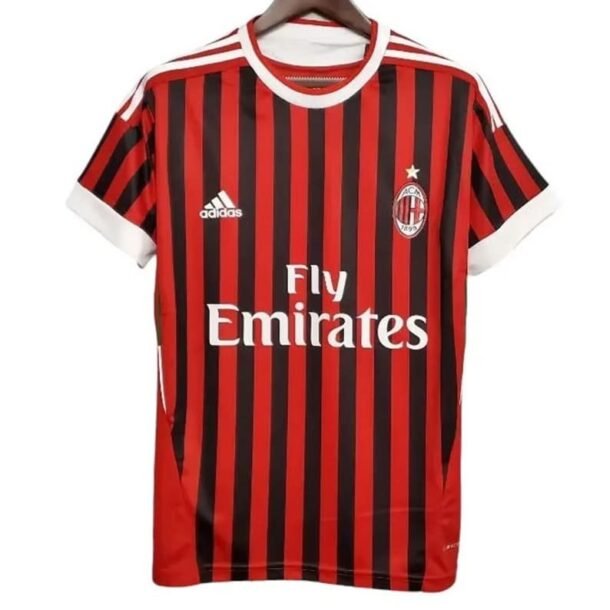 Maillot-officiel-Retro-AC-Milan-Domicile-2011-2012-1.jpg