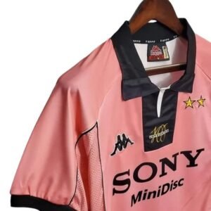 Maillot Rétro Juventus 100 ans 1997/1998 – Image 3