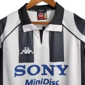 Maillot Rétro Juventus Domicile 1997/1998 – Image 3