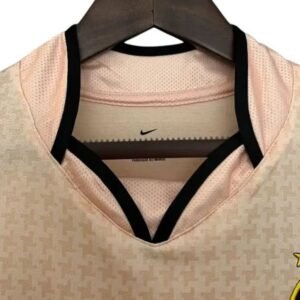 Maillot Rétro Juventus Extérieur 2003/2004 – Image 3