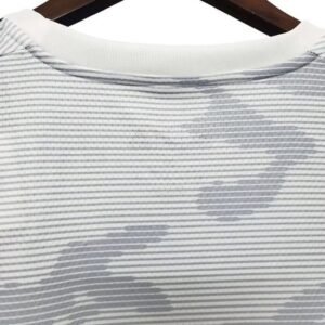 Maillot Rétro Juventus Fourth 2019/2020 – Image 4