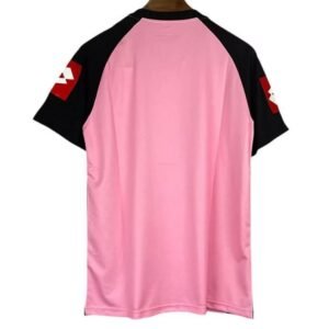 Maillot Rétro Juventus Gardien 2002/2003 Rose Noir – Image 2