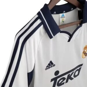 Maillot Rétro Real Madrid Domicile 2000/2001 – Image 4