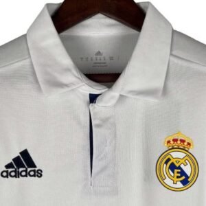 Maillot Rétro Real Madrid Domicile 2016/2017 – Image 3