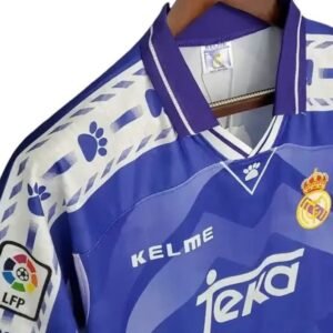 Maillot Rétro Real Madrid Extérieur 1996/1997 – Image 4