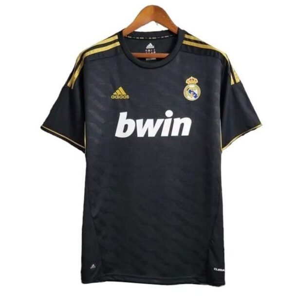 Maillot-officiel-Retro-Real-Madrid-Exterieur-2011-2012-1.jpg