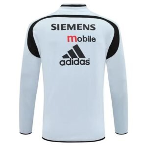 Training Top Rétro Real Madrid 2005/2006 – Image 4