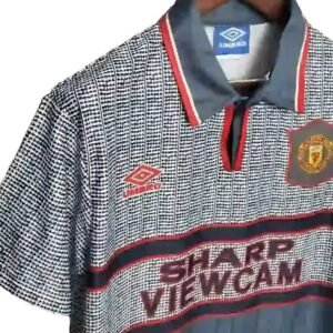 Maillot Rétro Manchester United Extérieur 1995/1996 – Image 4