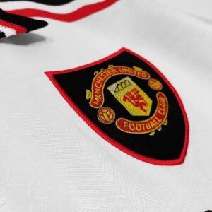 Maillot Rétro Manchester United Extérieur 1998/1999 – Image 3