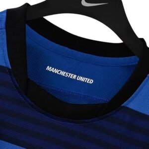 Maillot Rétro Manchester United Extérieur 2011/2012 – Image 3